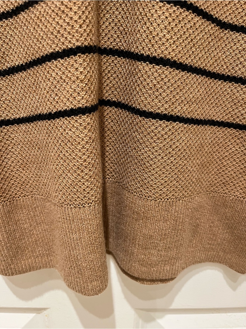 NWT GAP Textured Striped Crewneck Sweater Camel Color with Black Stripes Size XS - Picture 7 of 12